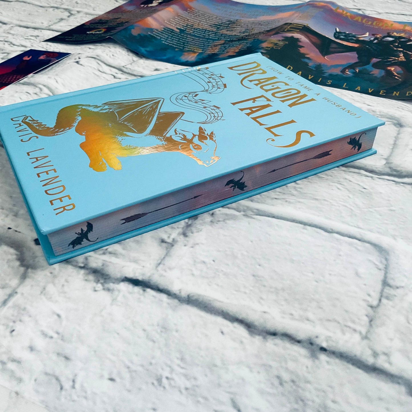 August "Cozy Fantasy" 2024 full box