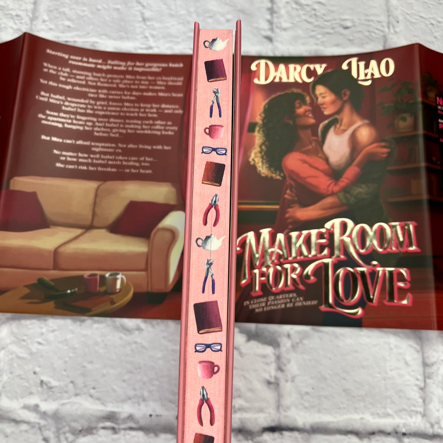 October "Help, My Roommate's Hot" 2025 full box